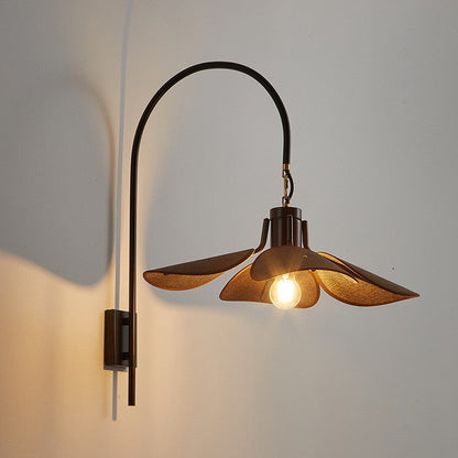 Mid-Century Leaf-Shaped Shade Wall Sconce Lamp 1-Light