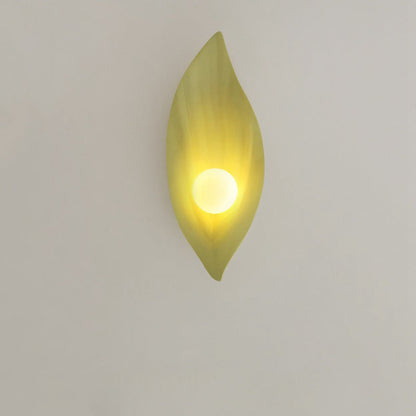 Resin & Glass Leaf-Shaped Globe 1-Light Wall Sconce Lamp