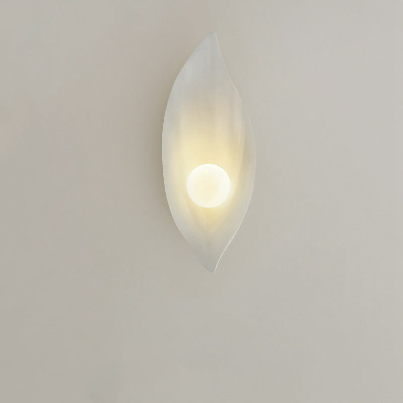 Resin & Glass Leaf-Shaped Globe 1-Light Wall Sconce Lamp