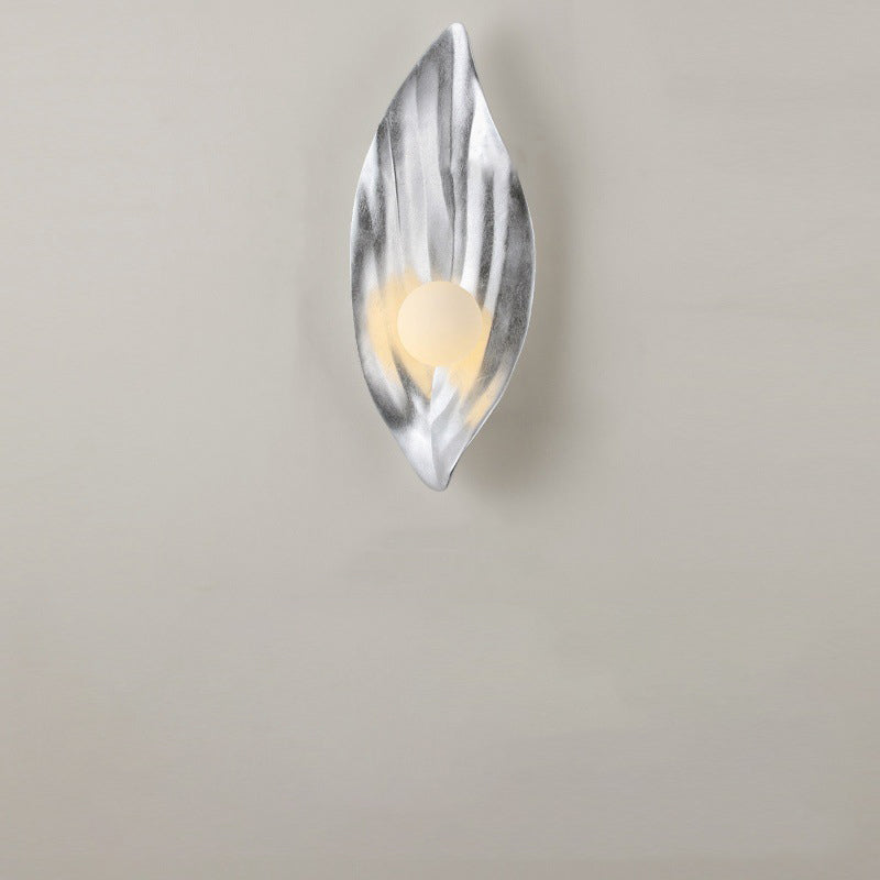 Resin & Glass Leaf-Shaped Globe 1-Light Wall Sconce Lamp