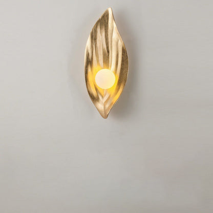 Resin & Glass Leaf-Shaped Globe 1-Light Wall Sconce Lamp