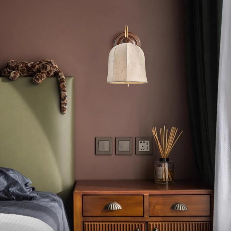 French Metal Fabric Floral Pattern 1-Light Wall Sconce Lamp