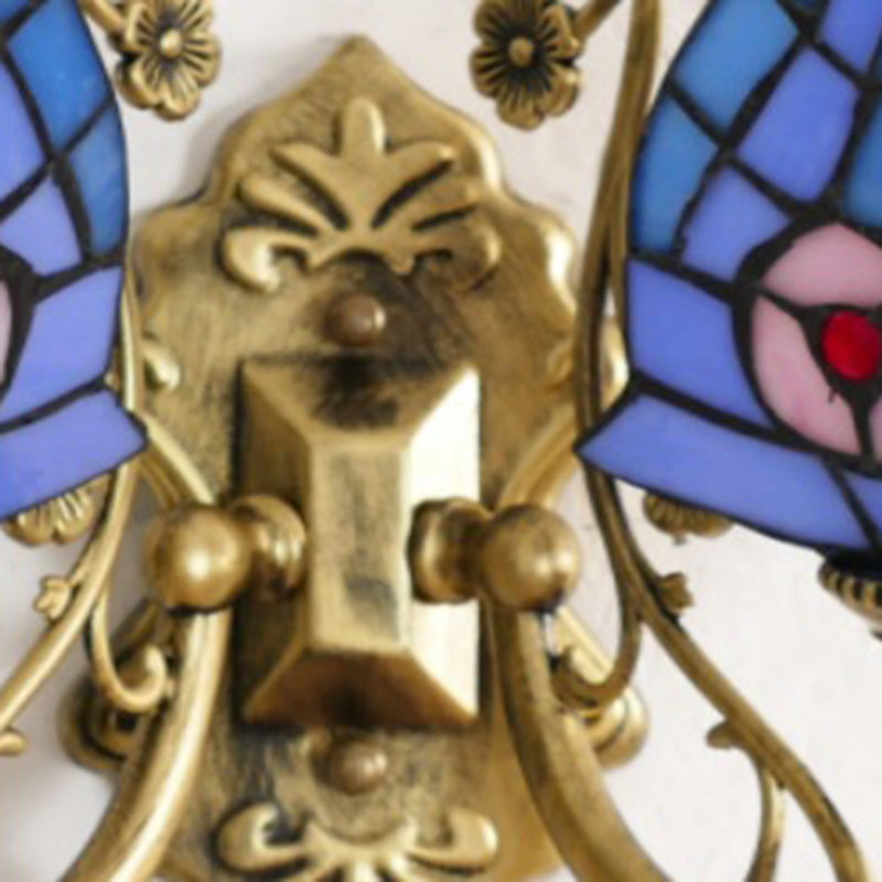 Tiffany Iron Butterfly-shaped 2-Light Wall Sconce Lamp