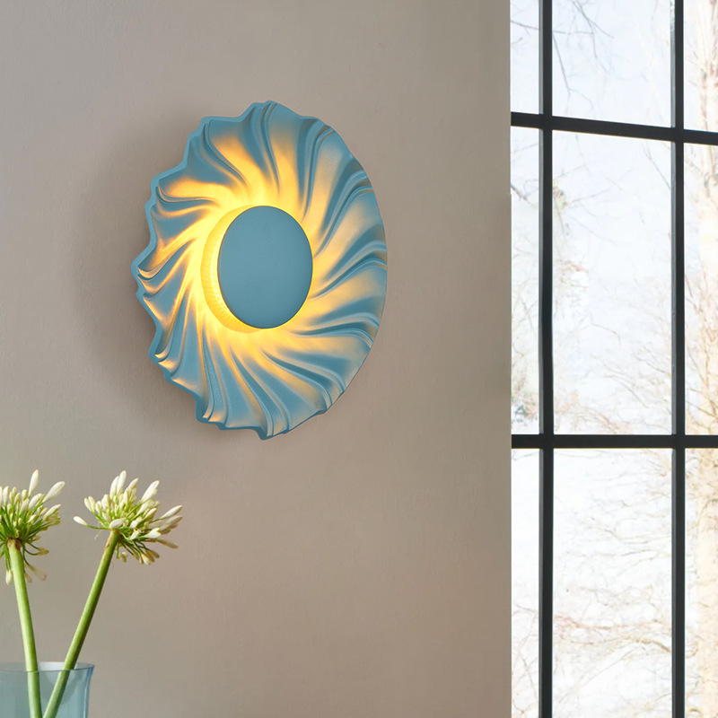Modern Art Deco Resin Swirl-Shaped LED Wall Sconce Lamp