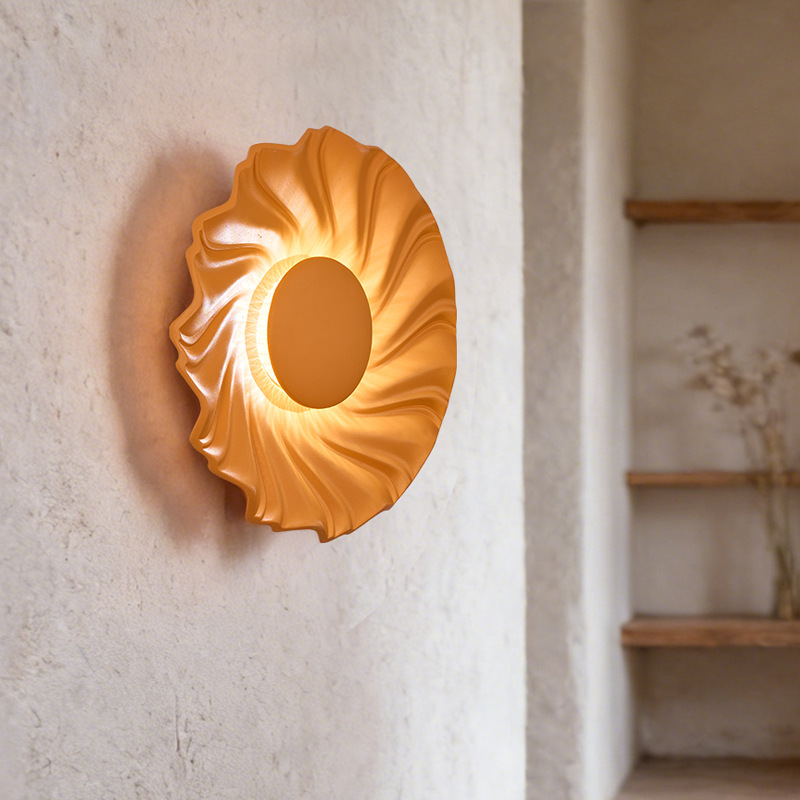 Modern Art Deco Resin Swirl-Shaped LED Wall Sconce Lamp