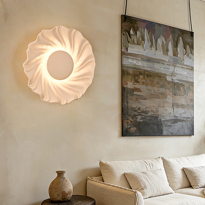 Modern Art Deco Resin Swirl-Shaped LED Wall Sconce Lamp