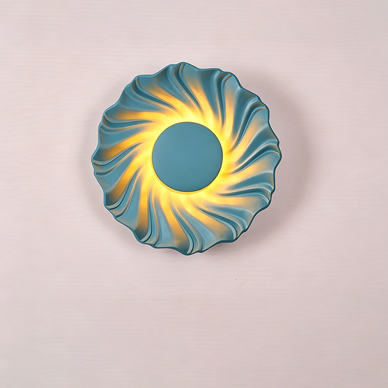 Modern Art Deco Resin Swirl-Shaped LED Wall Sconce Lamp