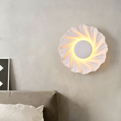 Modern Art Deco Resin Swirl-Shaped LED Wall Sconce Lamp