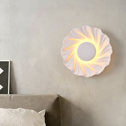 Modern Art Deco Resin Swirl-Shaped LED Wall Sconce Lamp