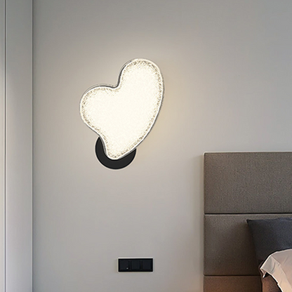 Nordic Hardware Acrylic Heart-Shaped LED Wall Sconce Lamp