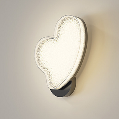 Nordic Hardware Acrylic Heart-Shaped LED Wall Sconce Lamp