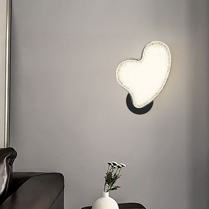 Nordic Hardware Acrylic Heart-Shaped LED Wall Sconce Lamp