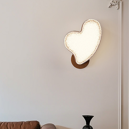 Nordic Hardware Acrylic Heart-Shaped LED Wall Sconce Lamp