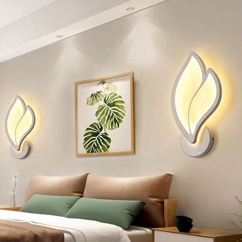 Art Deco Acrylic Aluminum Iron Petal LED Wall Sconce Lamp