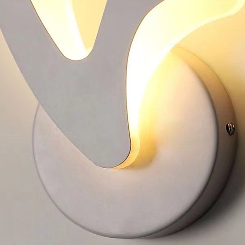 Art Deco Acrylic Aluminum Iron Petal LED Wall Sconce Lamp