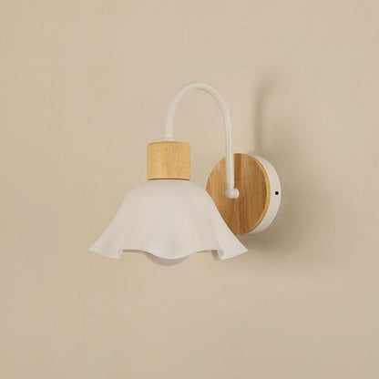 Scandinavian Glass Flower Round 1-Light Wall Sconce Lamp
