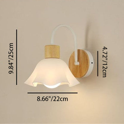 Scandinavian Glass Flower Round 1-Light Wall Sconce Lamp
