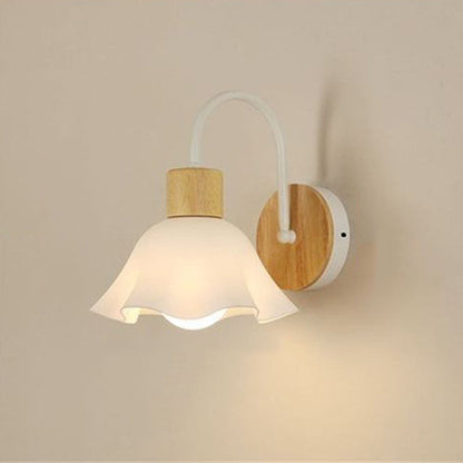 Scandinavian Glass Flower Round 1-Light Wall Sconce Lamp