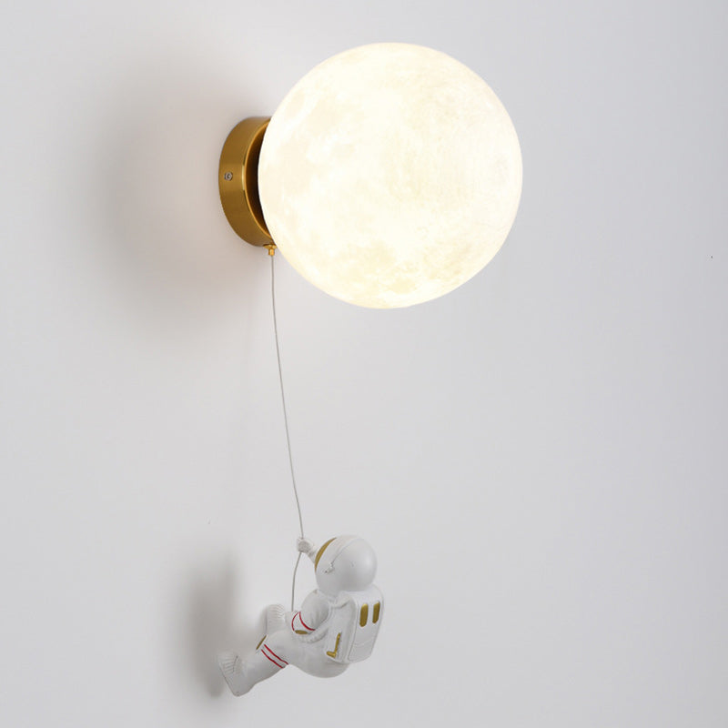 Deco Iron Astronaut Planet Design 1-Light Wall Sconce Lamp