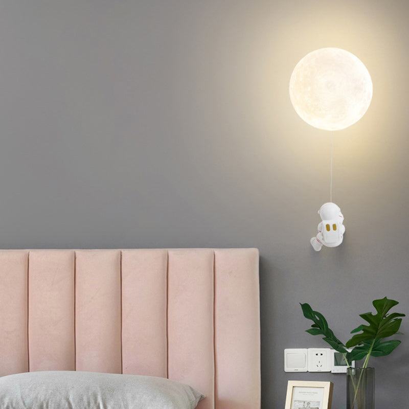 Deco Iron Astronaut Planet Design 1-Light Wall Sconce Lamp