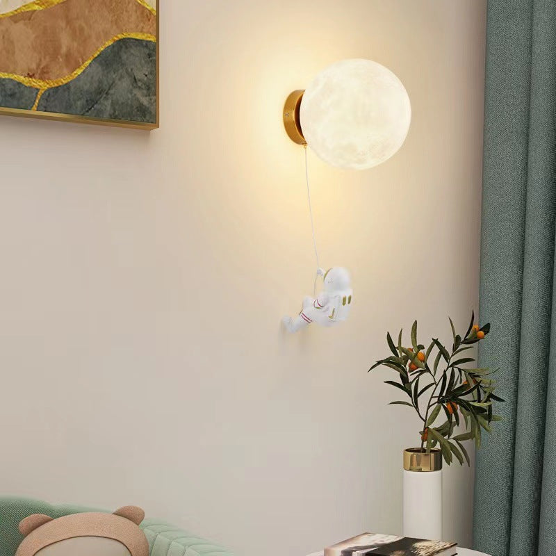Deco Iron Astronaut Planet Design 1-Light Wall Sconce Lamp