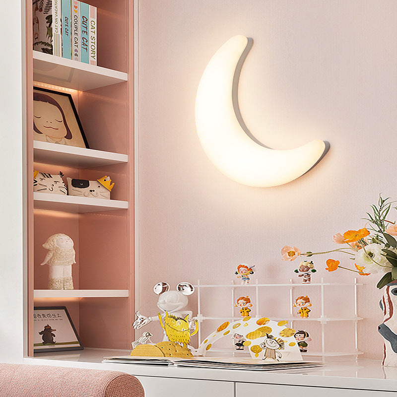 Acrylic Brass Crescent-Shaped LED Wall Sconce Lamp
