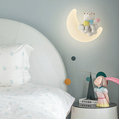 Modern Art Deco PE Iron Crescent LED Wall Sconce Lamp