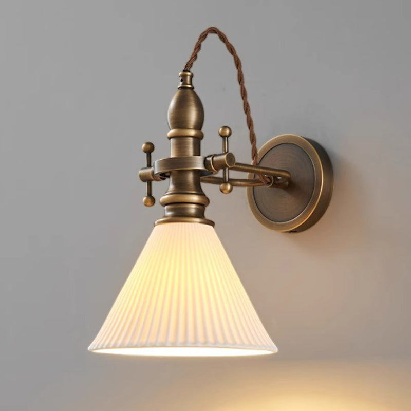 Brass Trumpet Adjustable 1-Light Wall Sconce Lamp