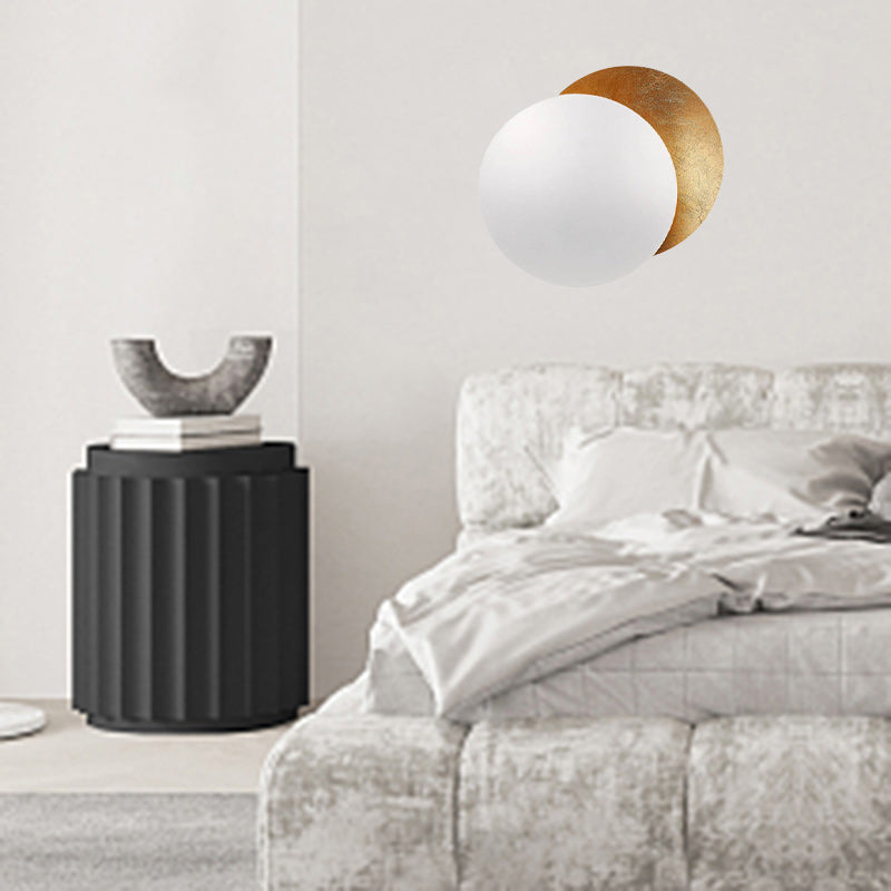 Contemporary Nordic Round Iron LED Wall Sconce Lamp