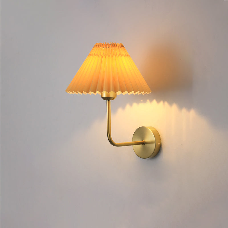 Round Pleated Iron Fabric 1-Light Wall Sconce Lamp