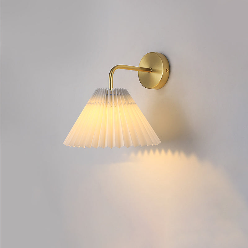 Round Pleated Iron Fabric 1-Light Wall Sconce Lamp