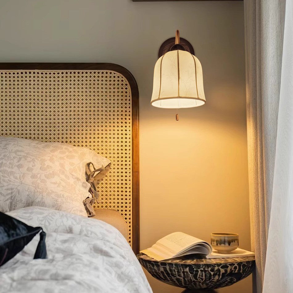 Curved Solid Wood Metal Frame 1-Light Wall Sconce Lamp