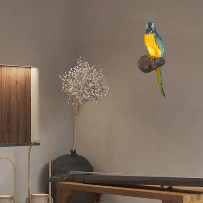 Art Deco Owl Parrot Lizard Resin 1-Light Wall Sconce Lamp