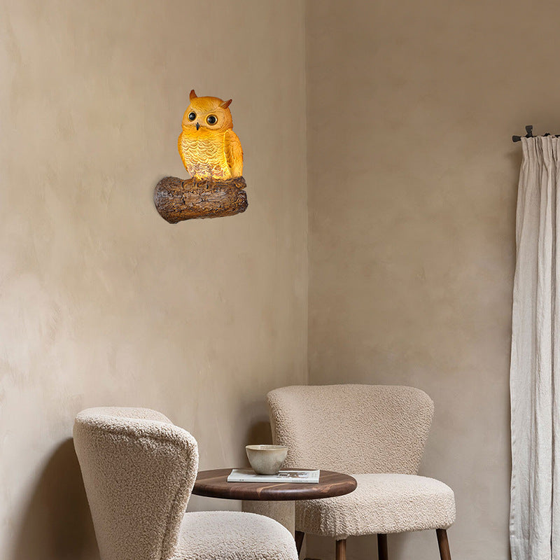 Art Deco Owl Parrot Lizard Resin 1-Light Wall Sconce Lamp