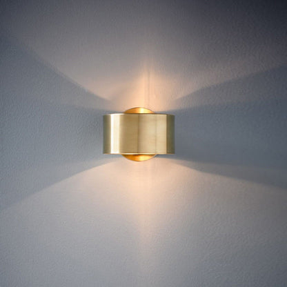Minimalist Round Circle Iron 1-Light Wall Sconce Lamp