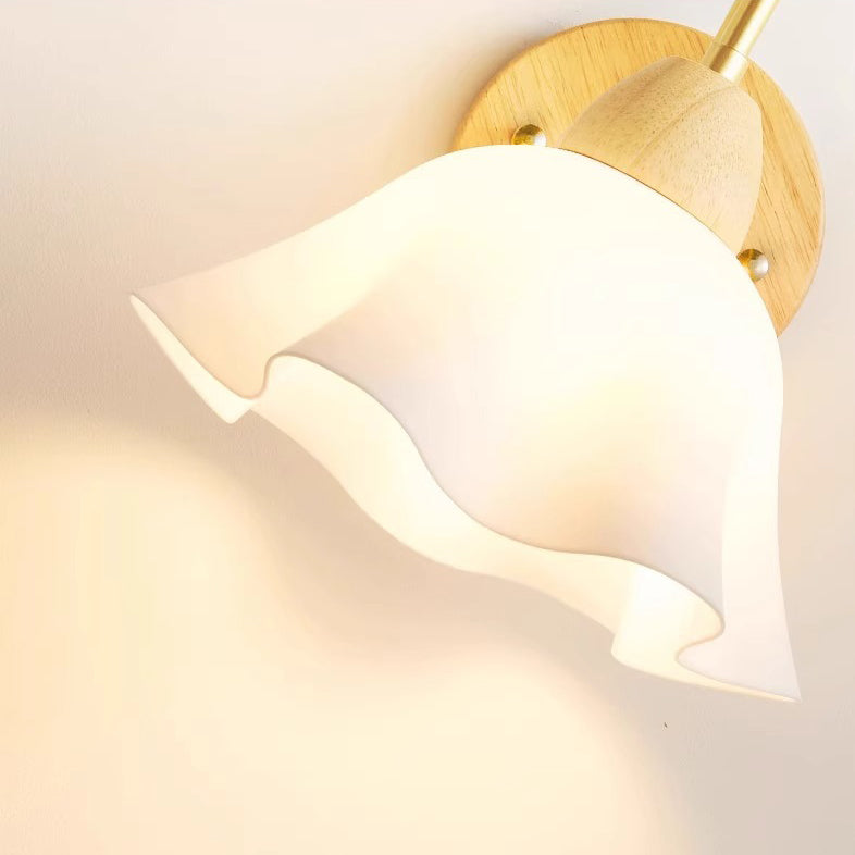 Flower Acrylic Shade Wood Frame 1-Light Wall Sconce Lamp