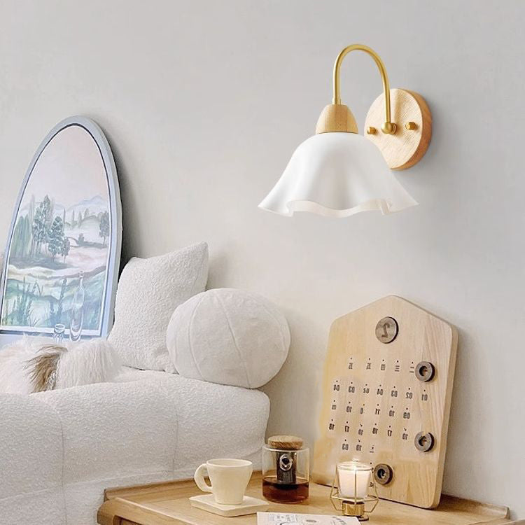 Flower Acrylic Shade Wood Frame 1-Light Wall Sconce Lamp