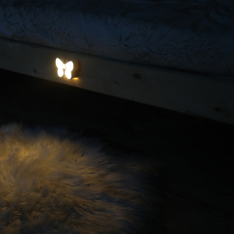 Creative Butterfly Acrylic LED Wall Sconce Lamp