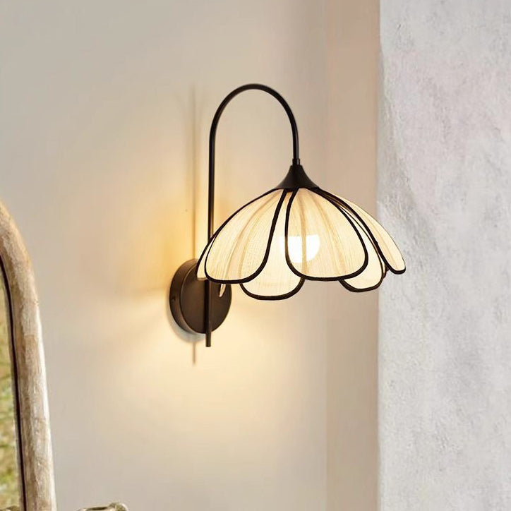 Retro Dome Petal Fiber Woven 1-Light Wall Sconce Lamp