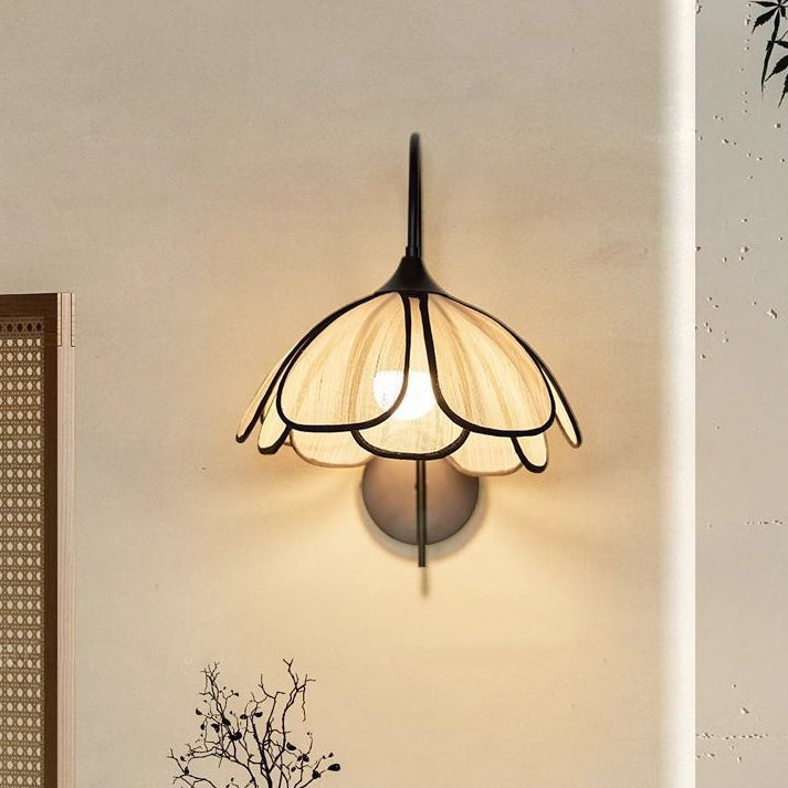 Retro Dome Petal Fiber Woven 1-Light Wall Sconce Lamp
