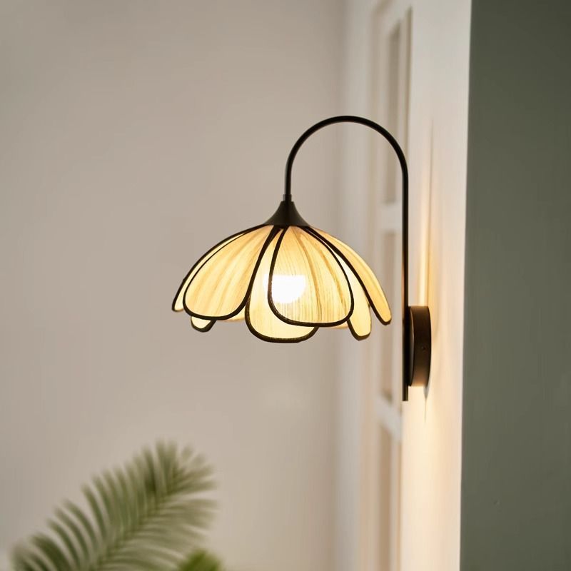 Retro Dome Petal Fiber Woven 1-Light Wall Sconce Lamp