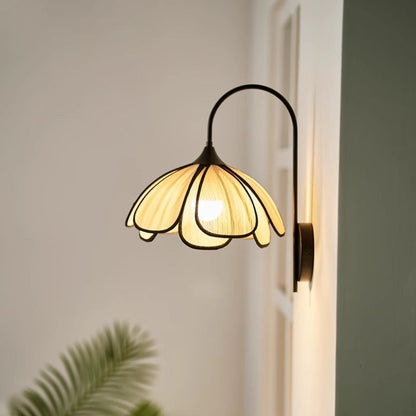 Retro Dome Petal Fiber Woven 1-Light Wall Sconce Lamp