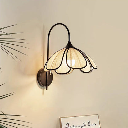 Retro Dome Petal Fiber Woven 1-Light Wall Sconce Lamp
