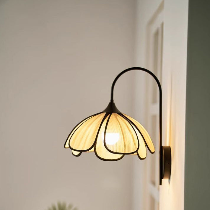Retro Dome Petal Fiber Woven 1-Light Wall Sconce Lamp