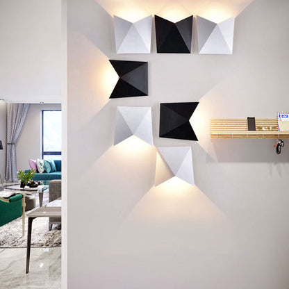 Minimalist Irregular Shape Aluminum LED Wall Sconce Lamp