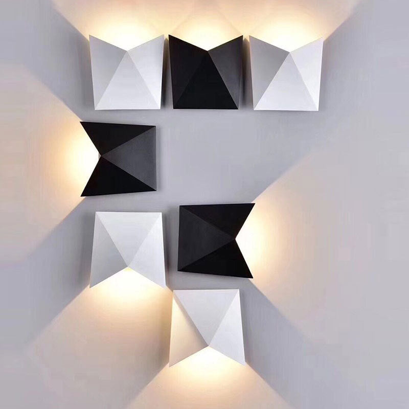 Minimalist Irregular Shape Aluminum LED Wall Sconce Lamp