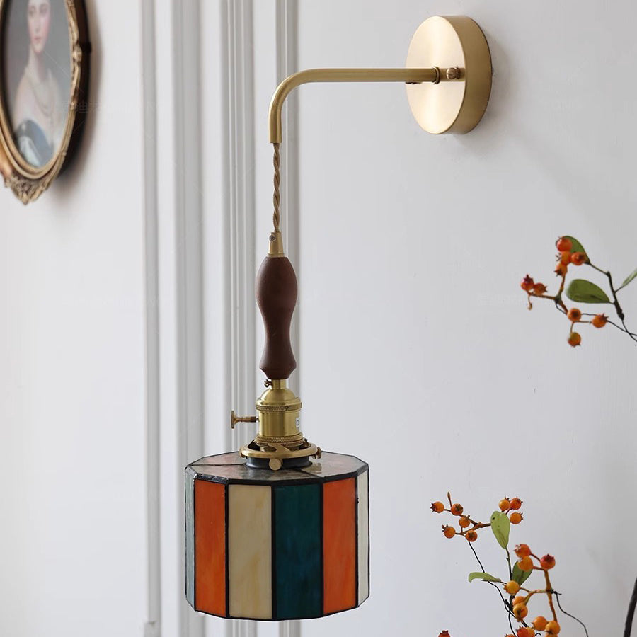 Round Brass Stained Glass Shade 1-Light Wall Sconce Lamp