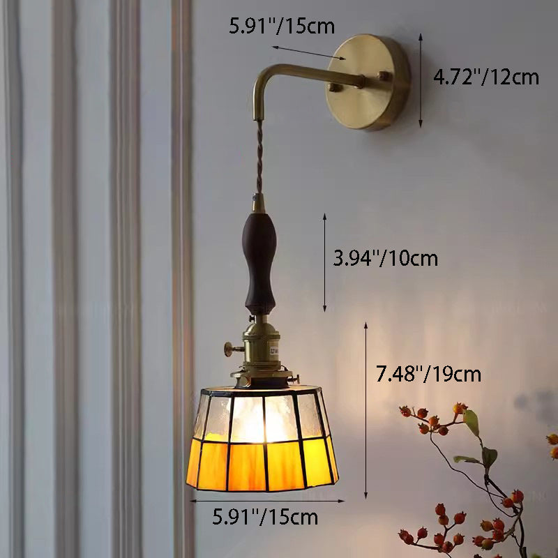 Round Brass Stained Glass Shade 1-Light Wall Sconce Lamp