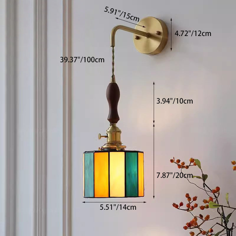 Round Brass Stained Glass Shade 1-Light Wall Sconce Lamp