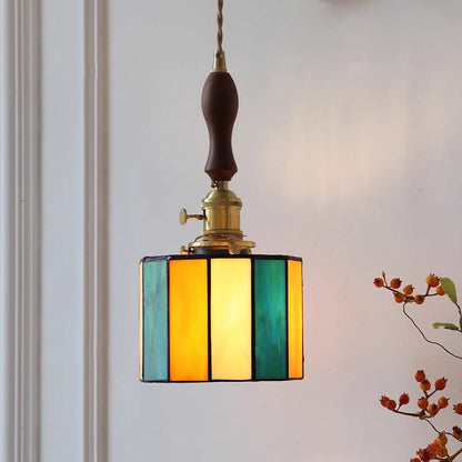 Round Brass Stained Glass Shade 1-Light Wall Sconce Lamp